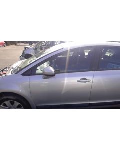 Porte avant gauche