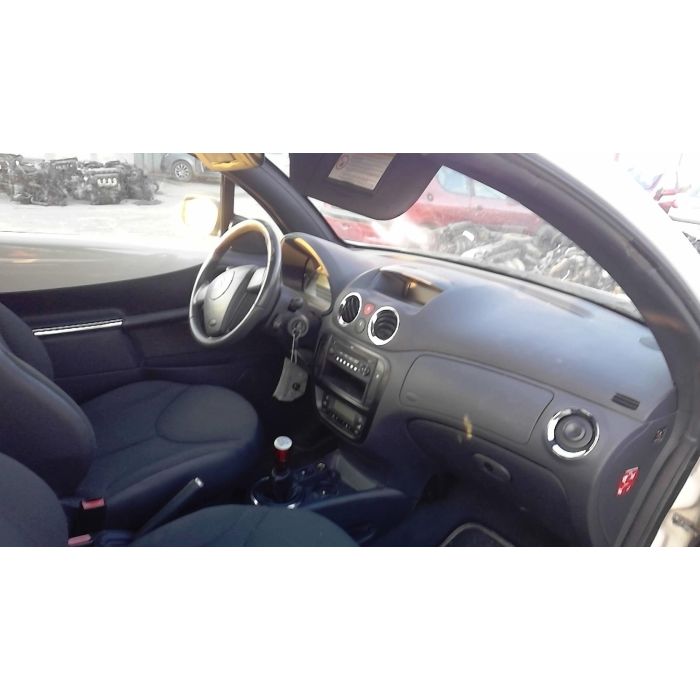 Porte avant gauche