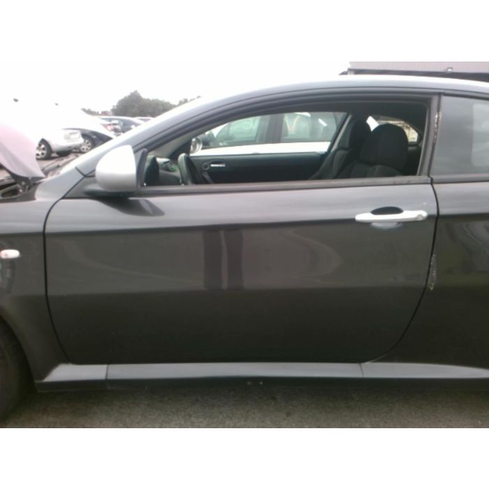 Porte avant gauche