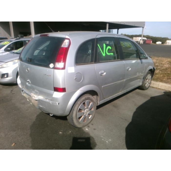 Porte avant gauche
