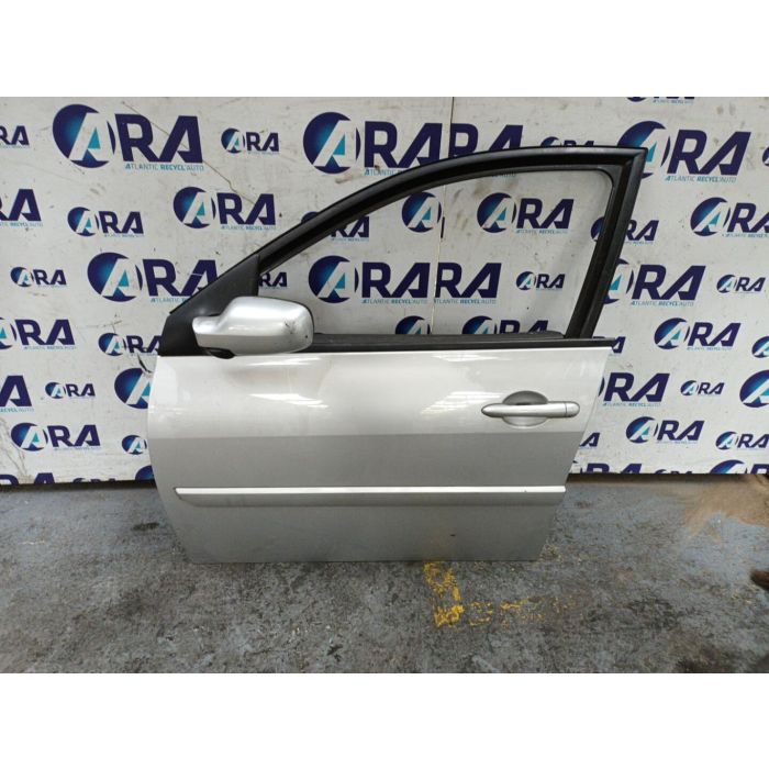 Porte avant gauche