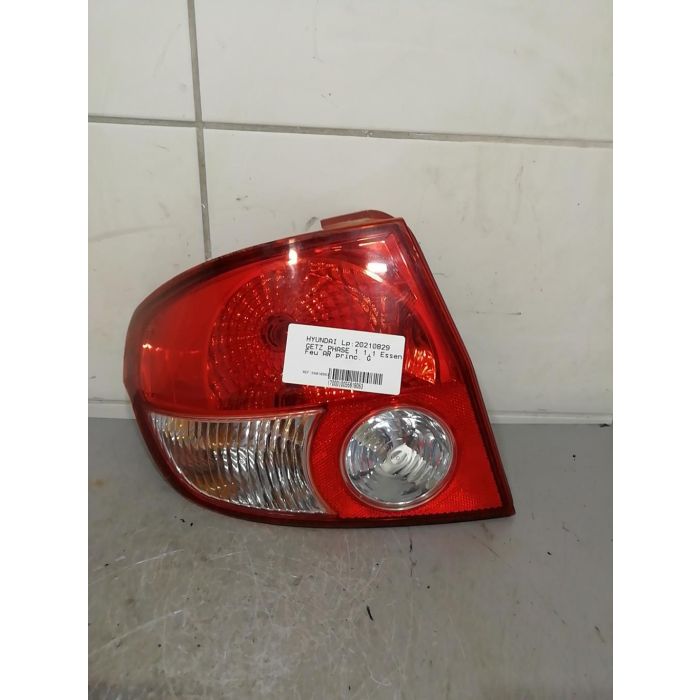 Feu arriere principal gauche (feux)