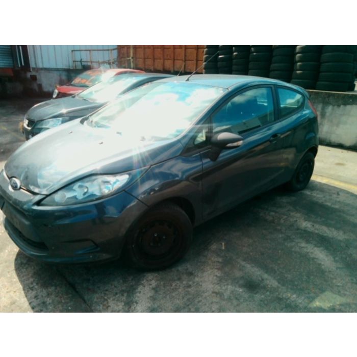 Ford Fiesta 6 1.25 16V Épave (2010, Vert)