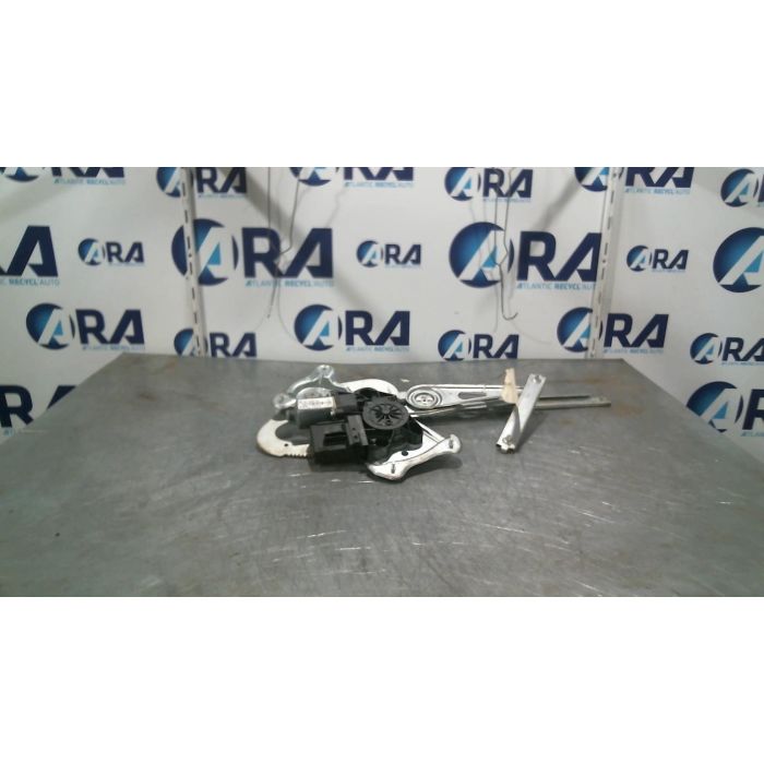 Leve vitre electrique avant droit
