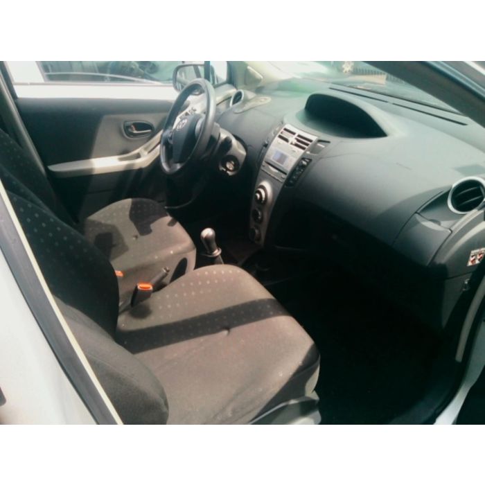Capot TOYOTA YARIS 2 d