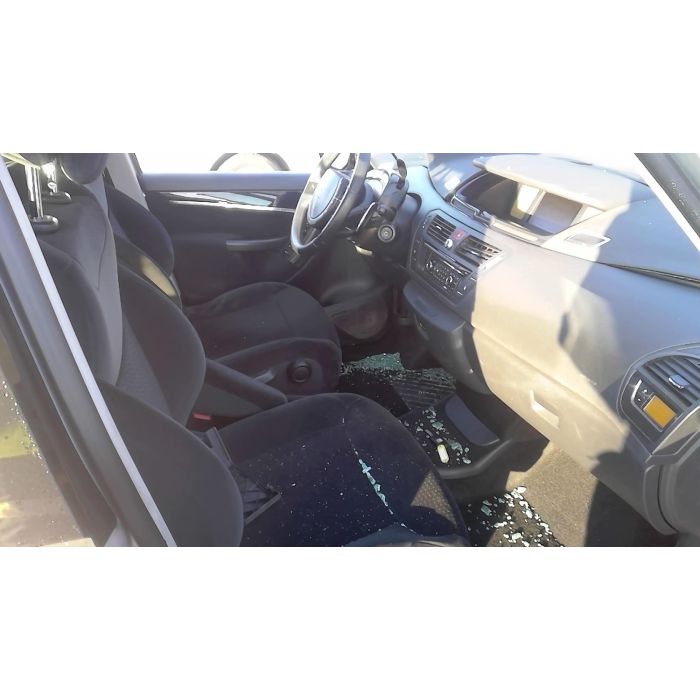 Porte avant gauche