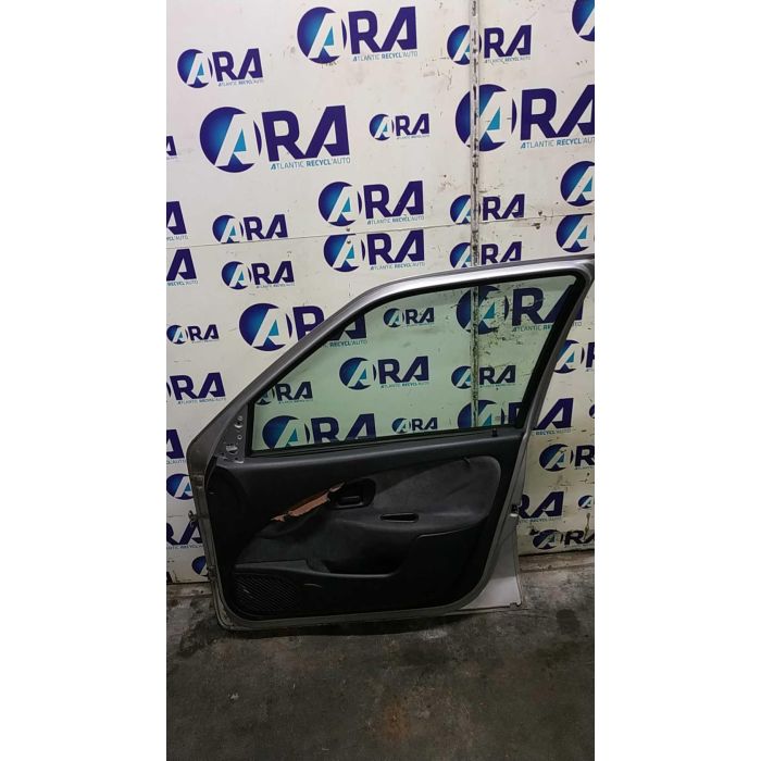 Porte avant droit
