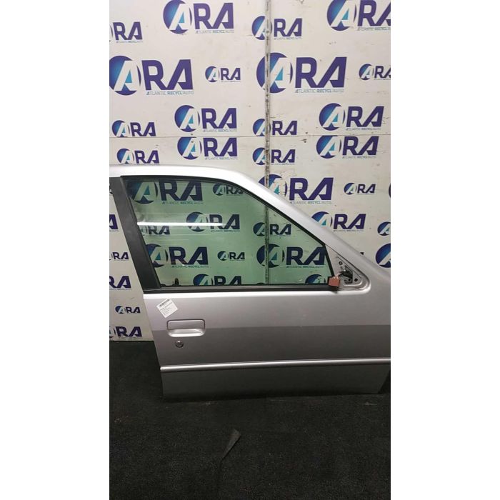 Porte avant droit