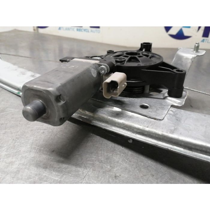 Leve vitre electrique avant gauche