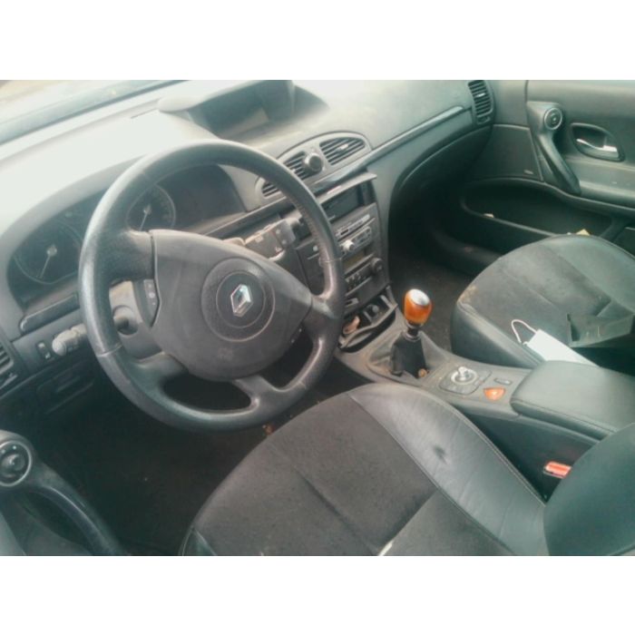 Porte avant gauche