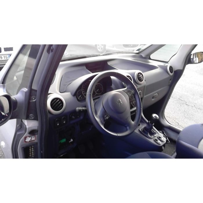 Porte avant gauche