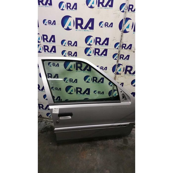 Porte avant droit