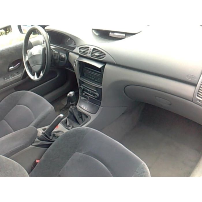 Porte avant gauche