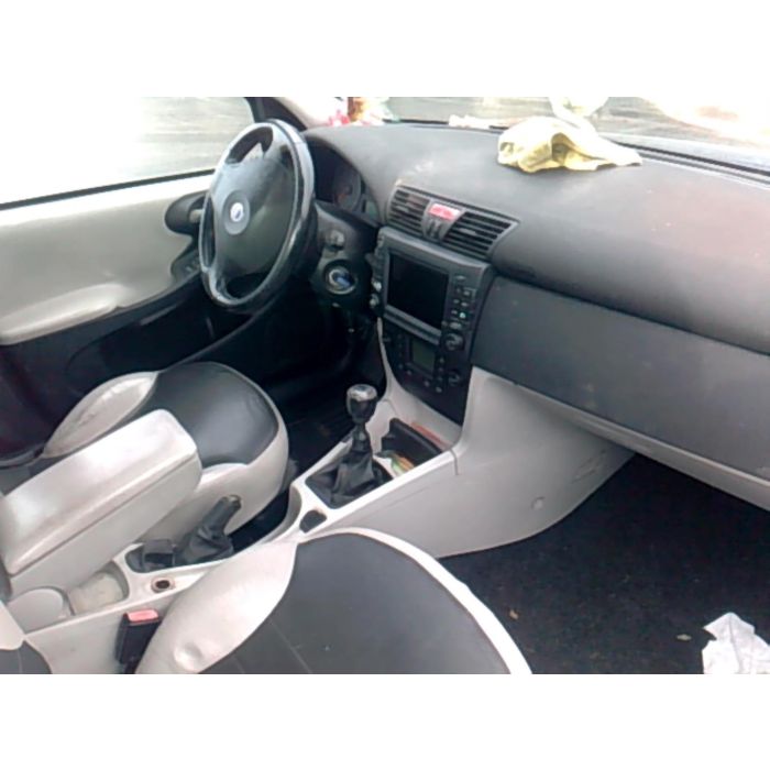 Porte avant gauche