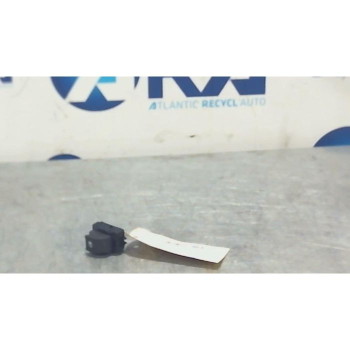 Interrupteur de leve vitre avant droit