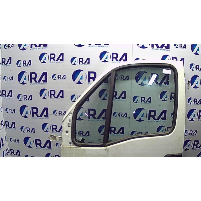 Porte avant gauche
