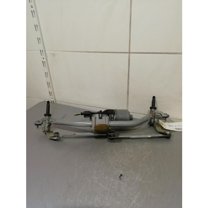 Moteur essuie glace avant
