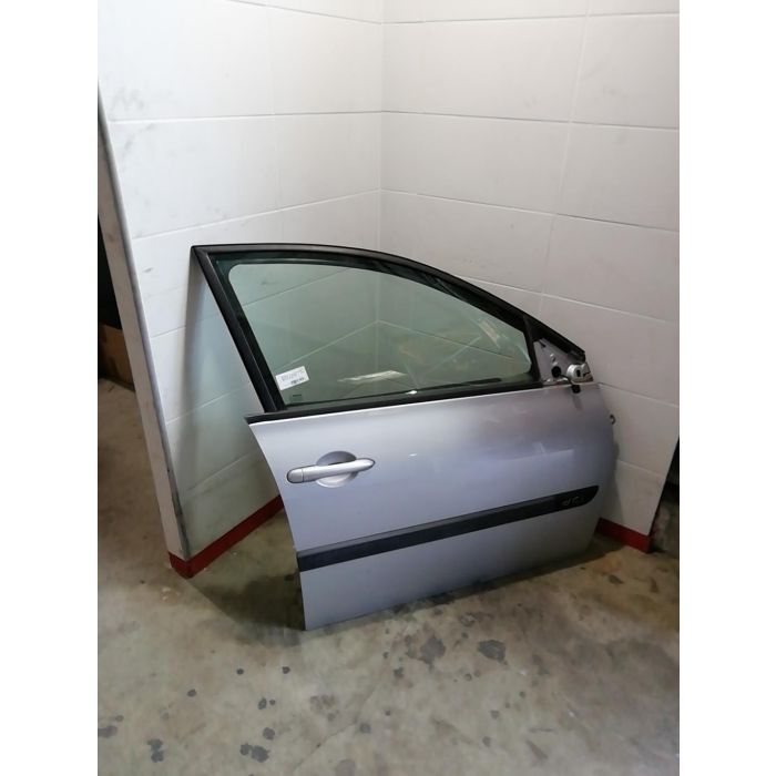 Porte avant droit