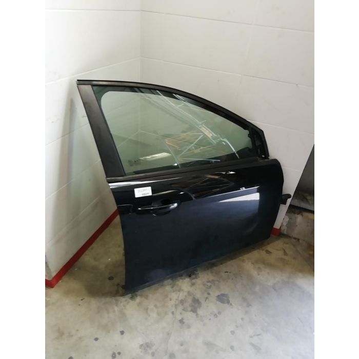 Porte avant droit