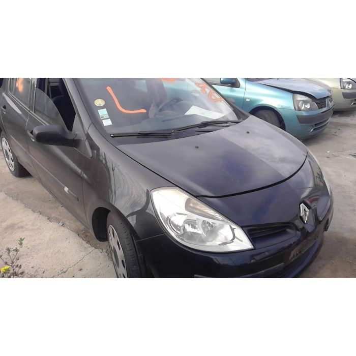 Pare choc avant RENAULT CLIO 3 PHASE 1 Diesel occasion