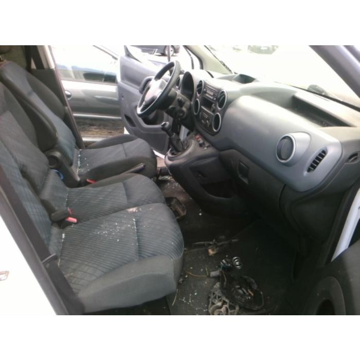 Leve vitre electrique avant droit