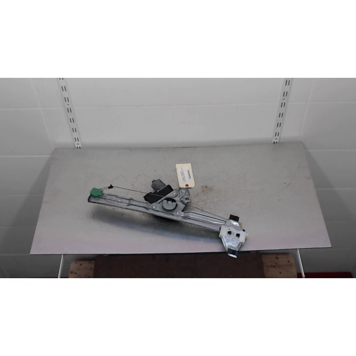 Leve vitre electrique avant gauche