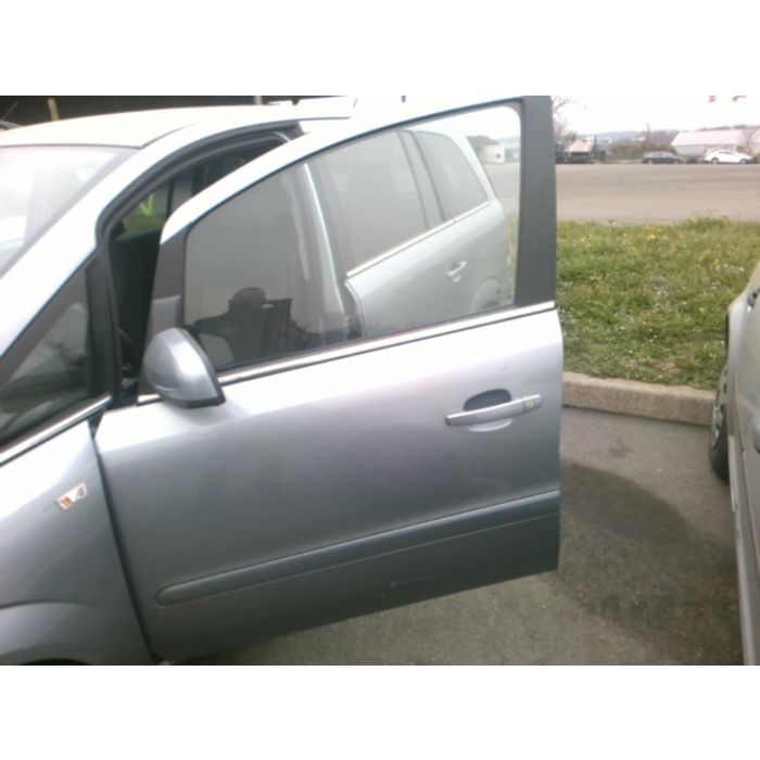 Porte avant gauche