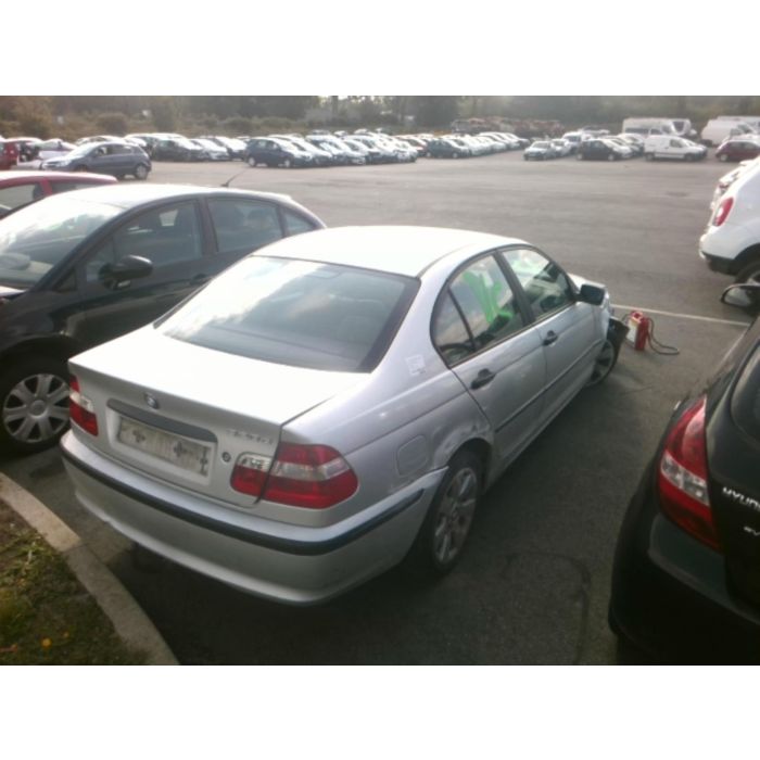 Porte avant gauche