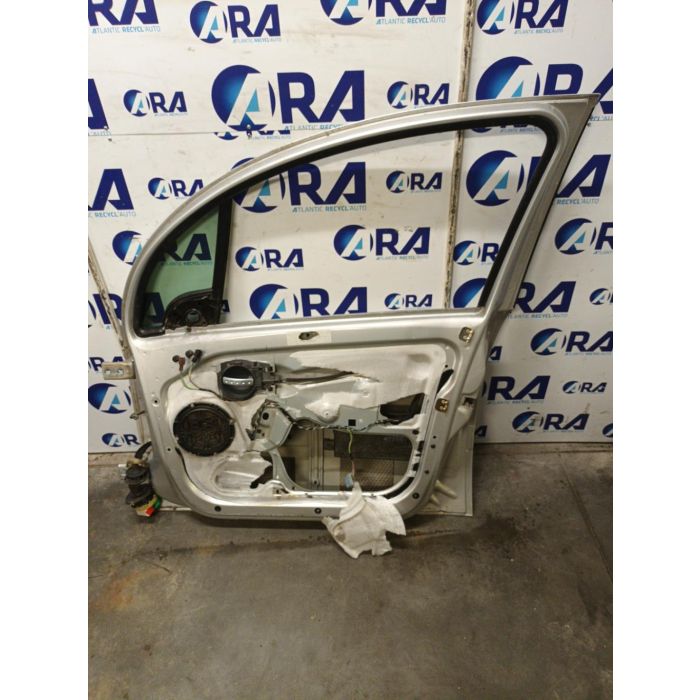 Porte avant droit