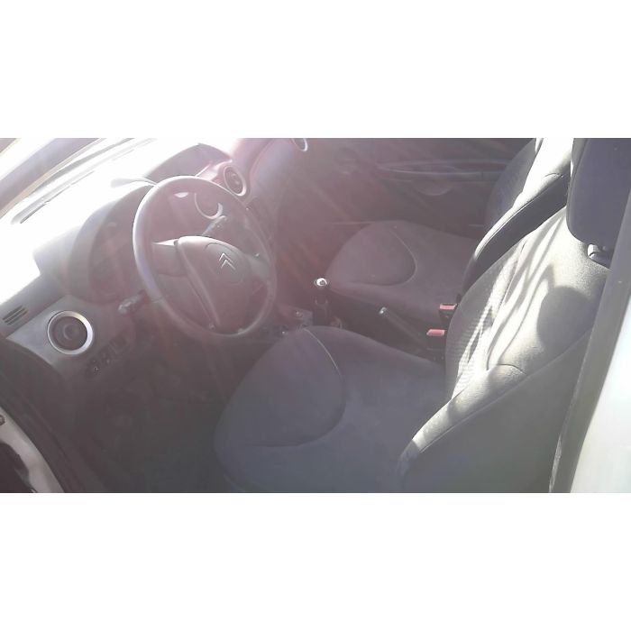 Porte avant gauche