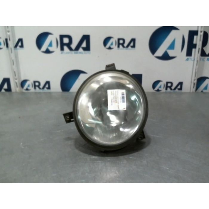 Optique avant principal gauche (feux)(phare)