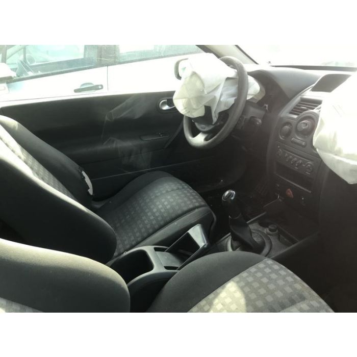 Porte avant droit