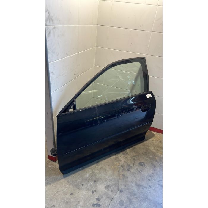 Porte avant gauche