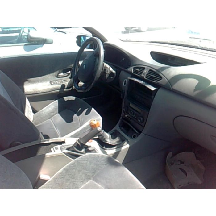 Porte avant gauche