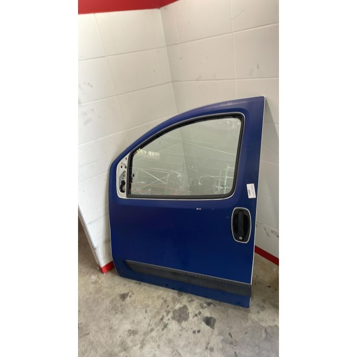 Porte avant gauche