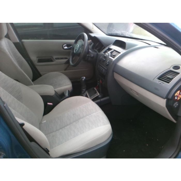 Porte avant gauche