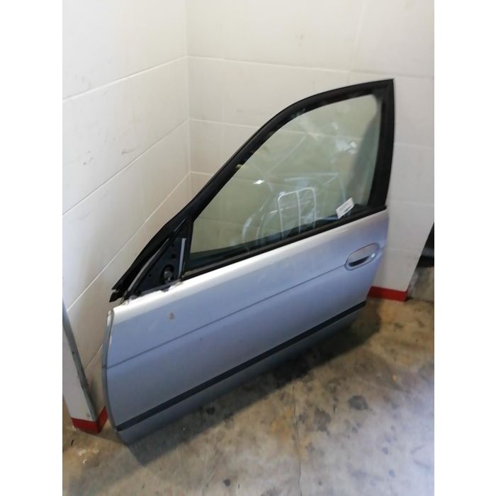 Porte avant gauche